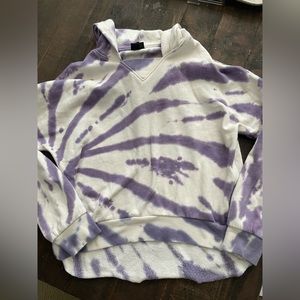 Girl’s tie dye cropped hoodie size 7/8